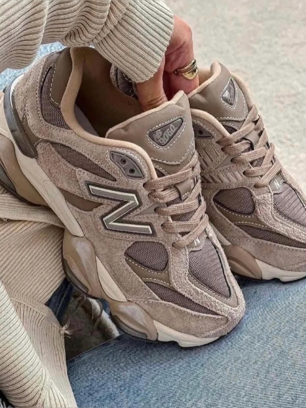 New Balance 9060 unisex women's 8.5 or men's 7 chunky natural shade colors